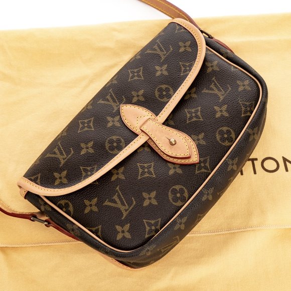 LOUIS VUITTON Crossbody PM Monogram Canvas - Picture 14 of 14